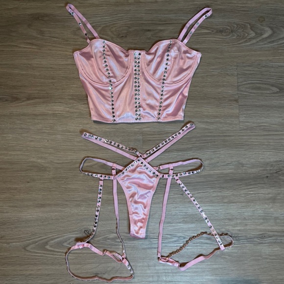 ⛓SOLD⛓ Sugar Thrillz satin set - Picture 2 of 6